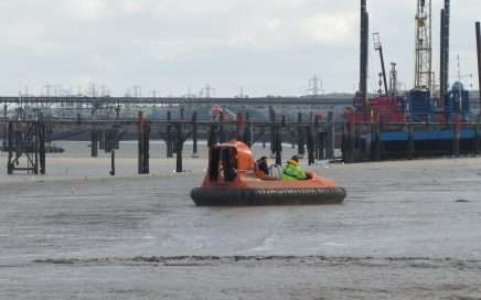 Hovercraft undertaking marine ecological survey